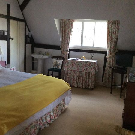 Ranvilles Farm House Hotel Romsey Exterior photo