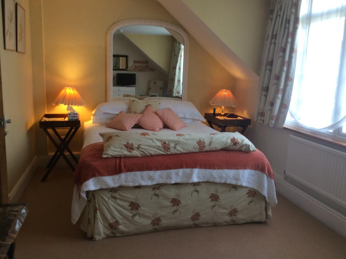 Ranvilles Farm House Hotel Romsey Exterior photo